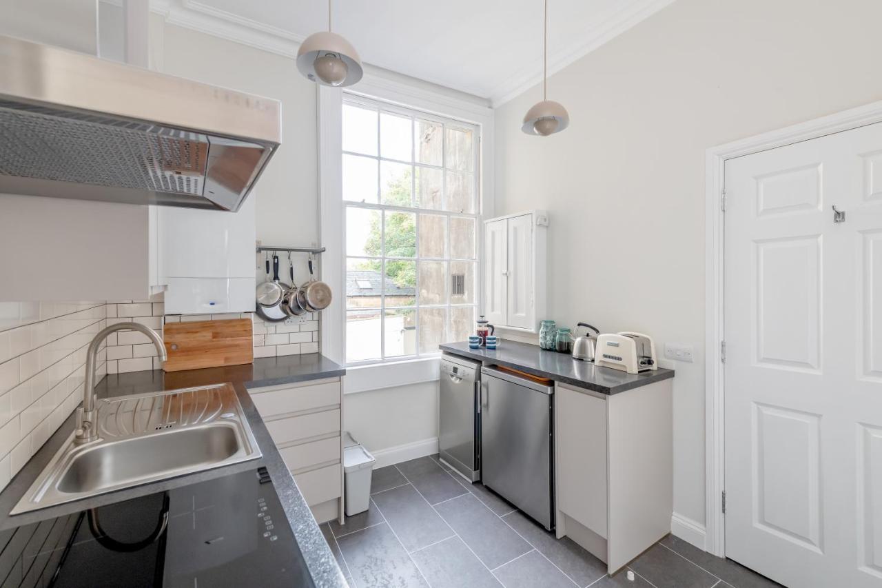 Spacious Maisonette With Parking - 10 Mins Walk From Bath Abbey - 2 Bed & 2 Bath Kültér fotó
