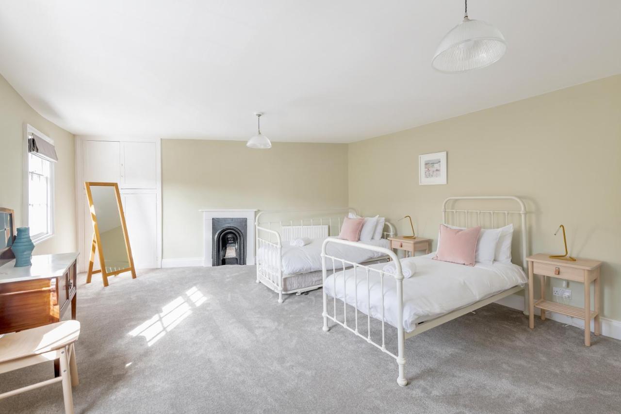 Spacious Maisonette With Parking - 10 Mins Walk From Bath Abbey - 2 Bed & 2 Bath Kültér fotó